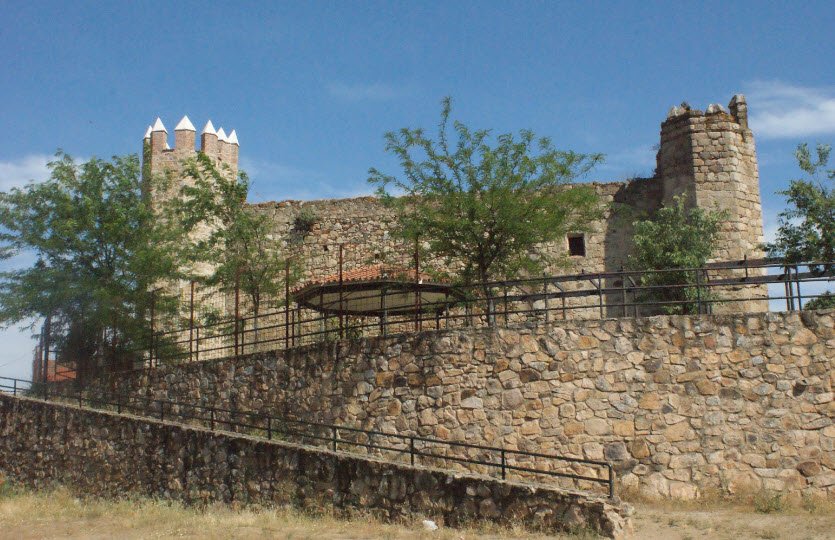 Castillo Templario de Higuera de Vargas, Spain